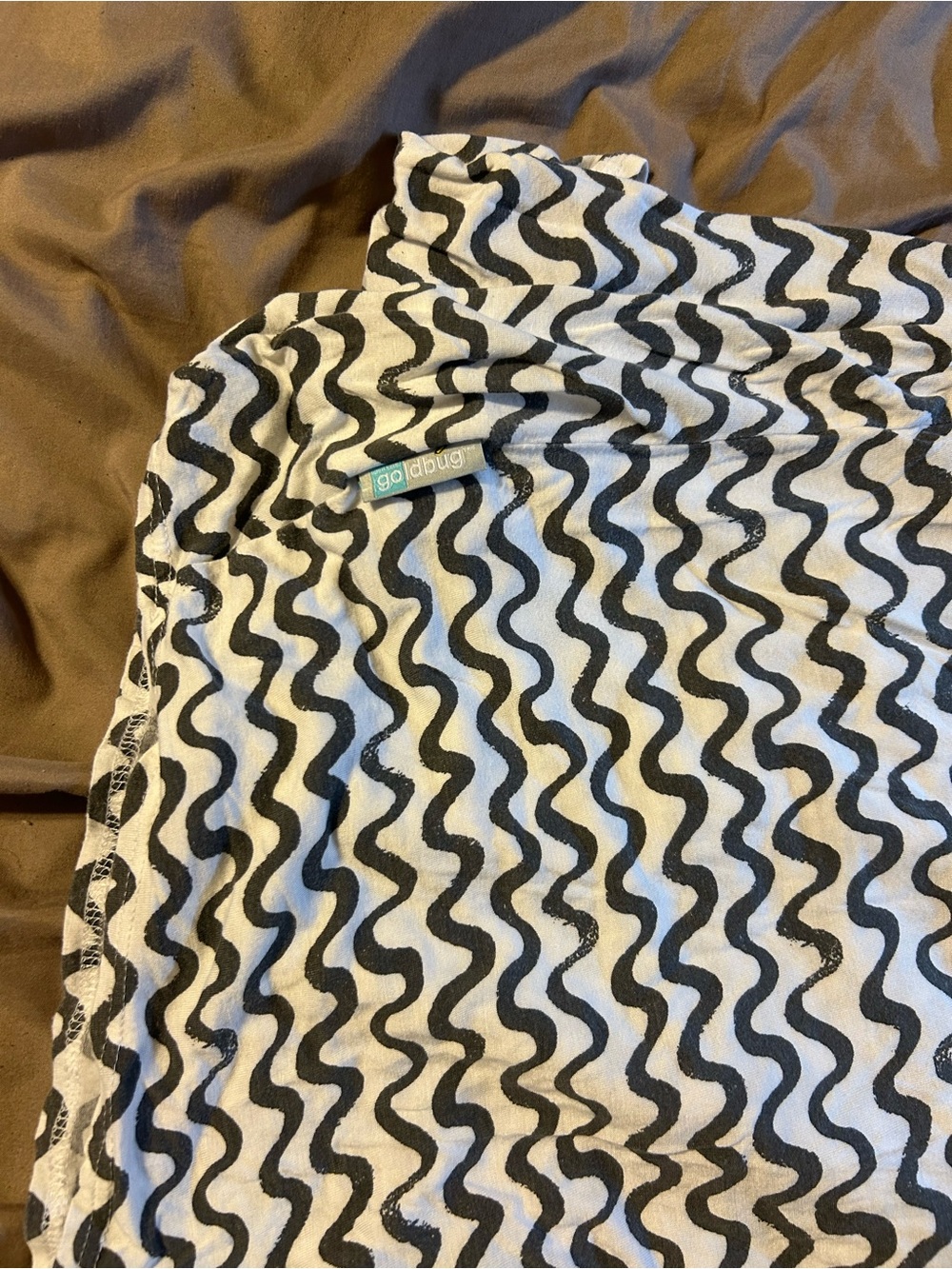 Goldbug 4 in 1 Multi use: Nursing Cover, Car Seat Canopy, Shopping Cart Cover